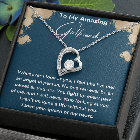 To My Amazing Girlfriend Queen of My Heart Necklace